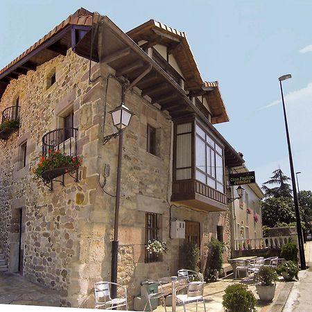 Casa Paulino Hotel Corrales De Buelna Kültér fotó